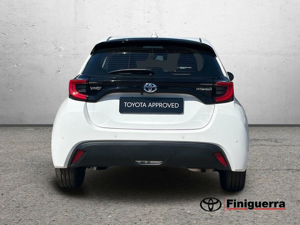 Toyota Yaris usata a Sondrio (4)