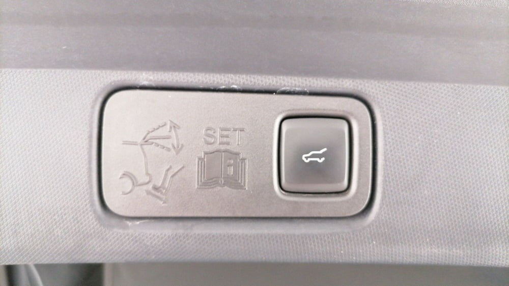 Ford Mustang Mach-E usata a Roma (11)