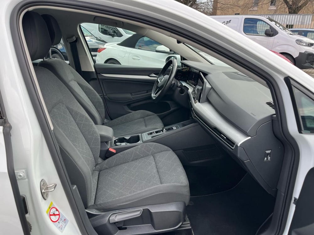 Volkswagen Golf usata a Milano (12)
