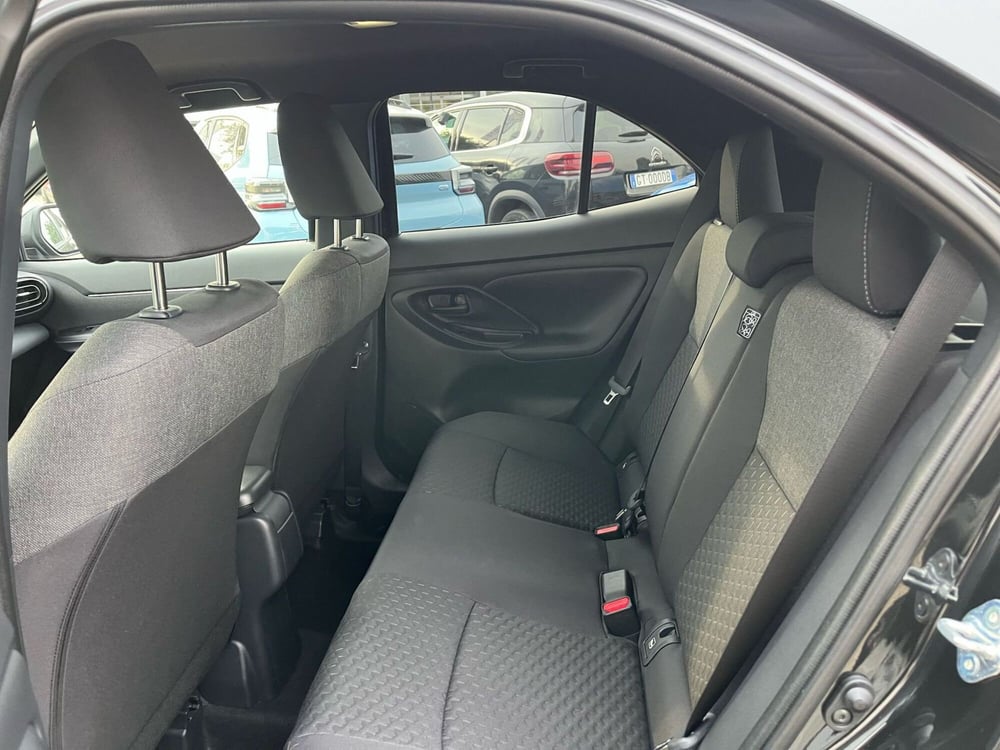 Toyota Yaris Cross nuova a Milano (12)