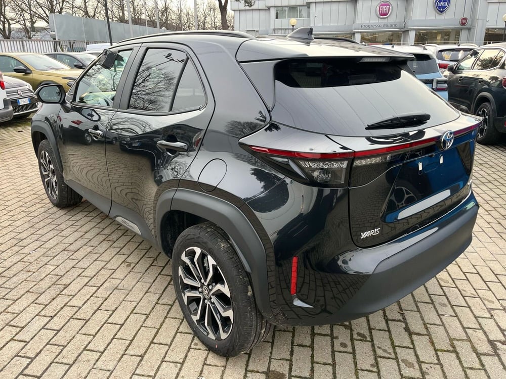 Toyota Yaris Cross nuova a Milano (5)
