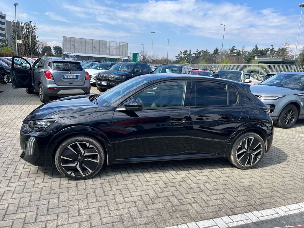 Peugeot 208 usata a Milano (4)