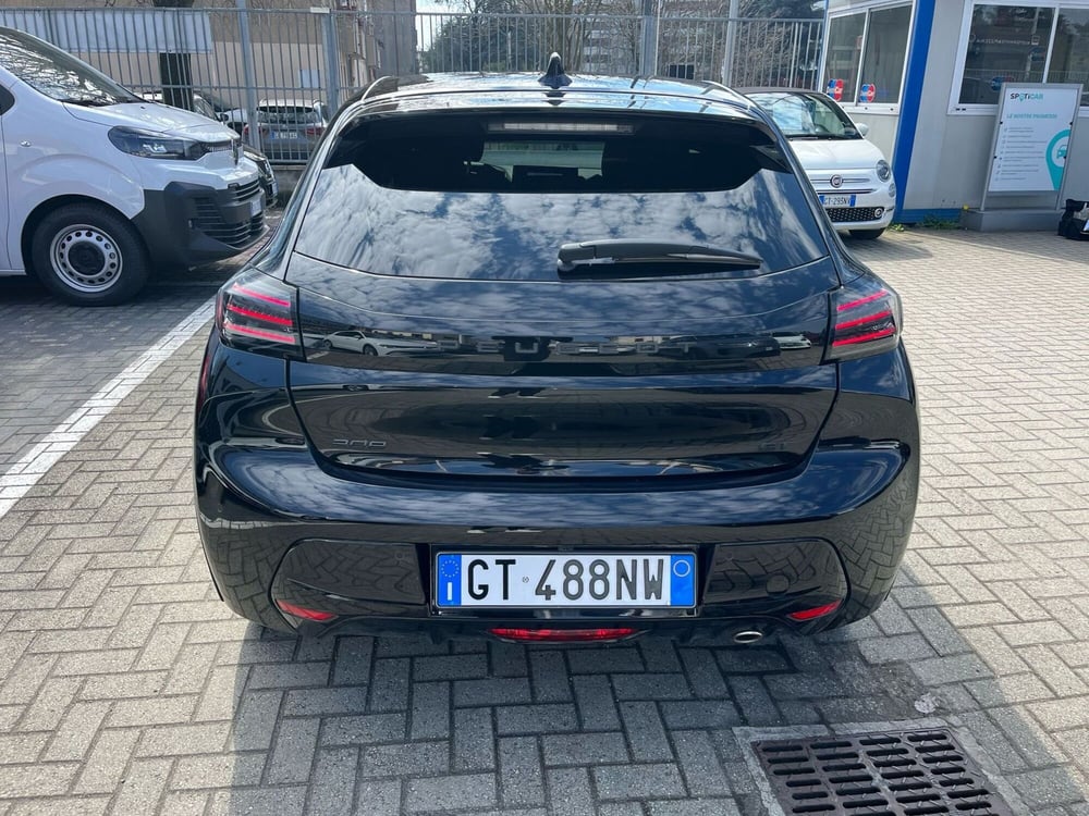 Peugeot 208 usata a Milano (8)