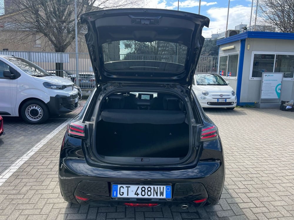 Peugeot 208 usata a Milano (9)
