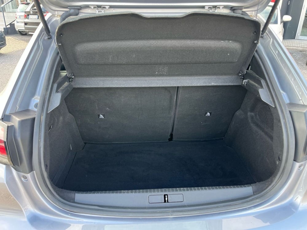 Peugeot 208 usata a Milano (10)