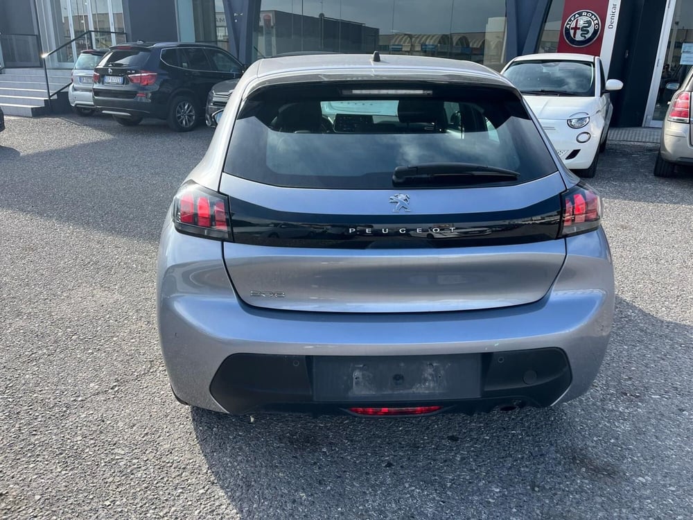 Peugeot 208 usata a Milano (8)