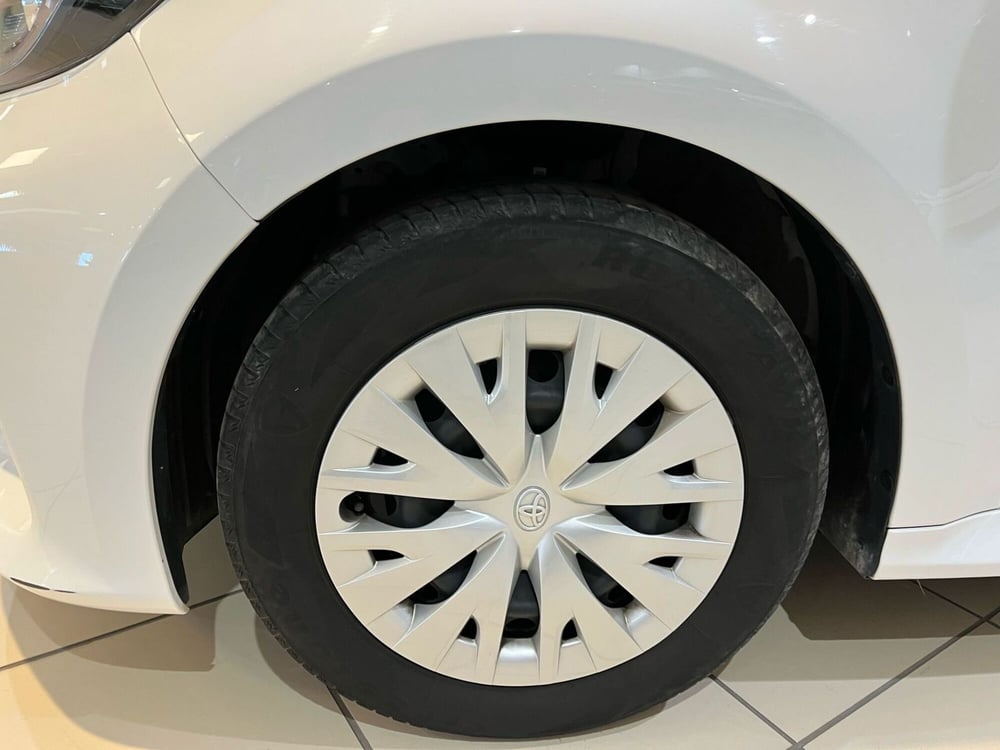 Toyota Yaris usata a Milano (11)