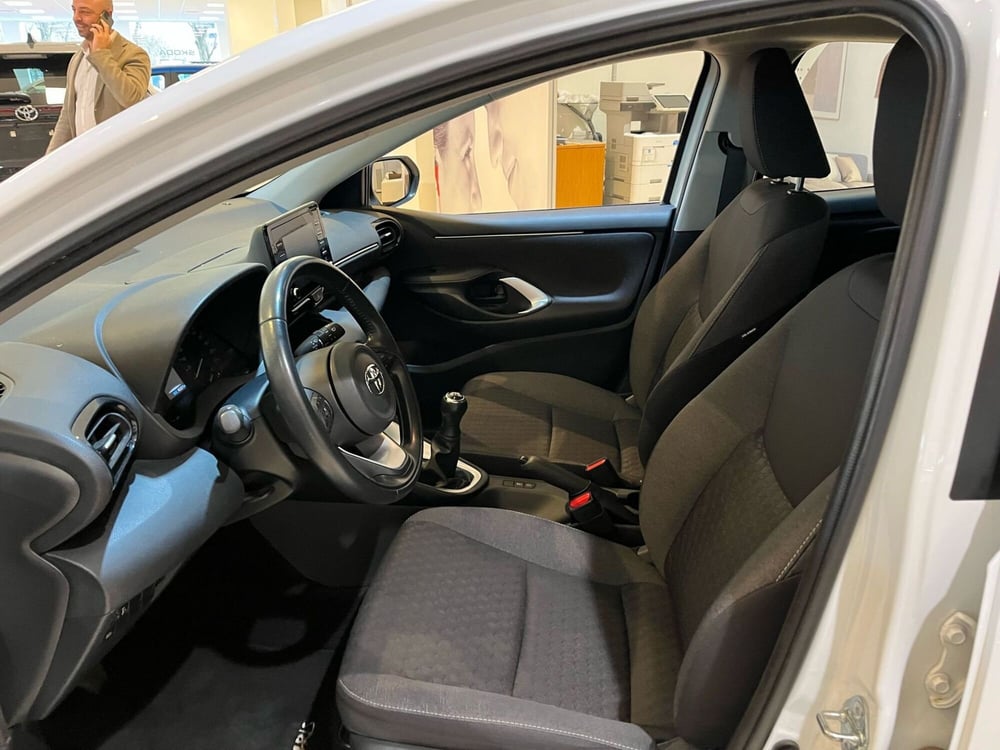 Toyota Yaris usata a Milano (13)