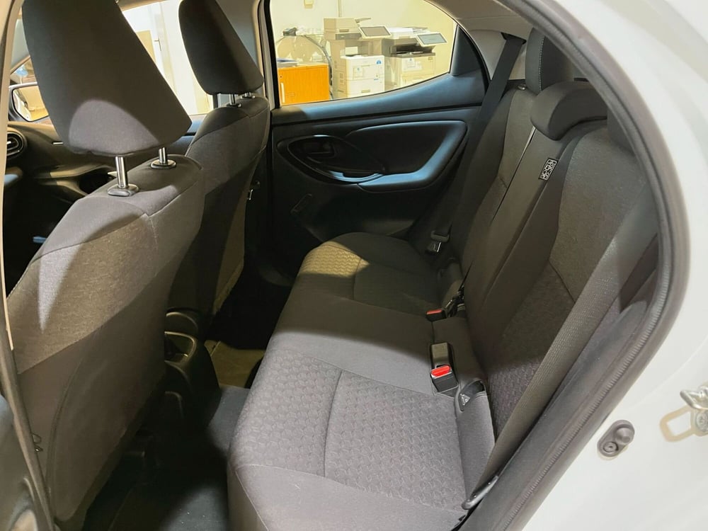 Toyota Yaris usata a Milano (15)