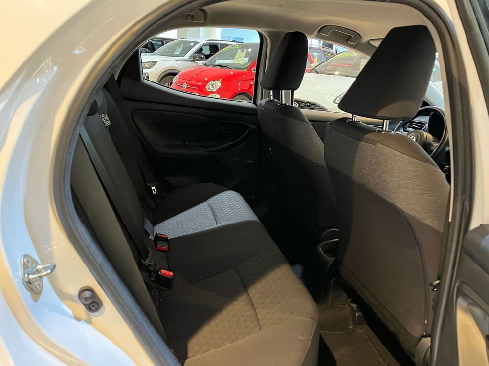 Toyota Yaris usata a Milano (16)
