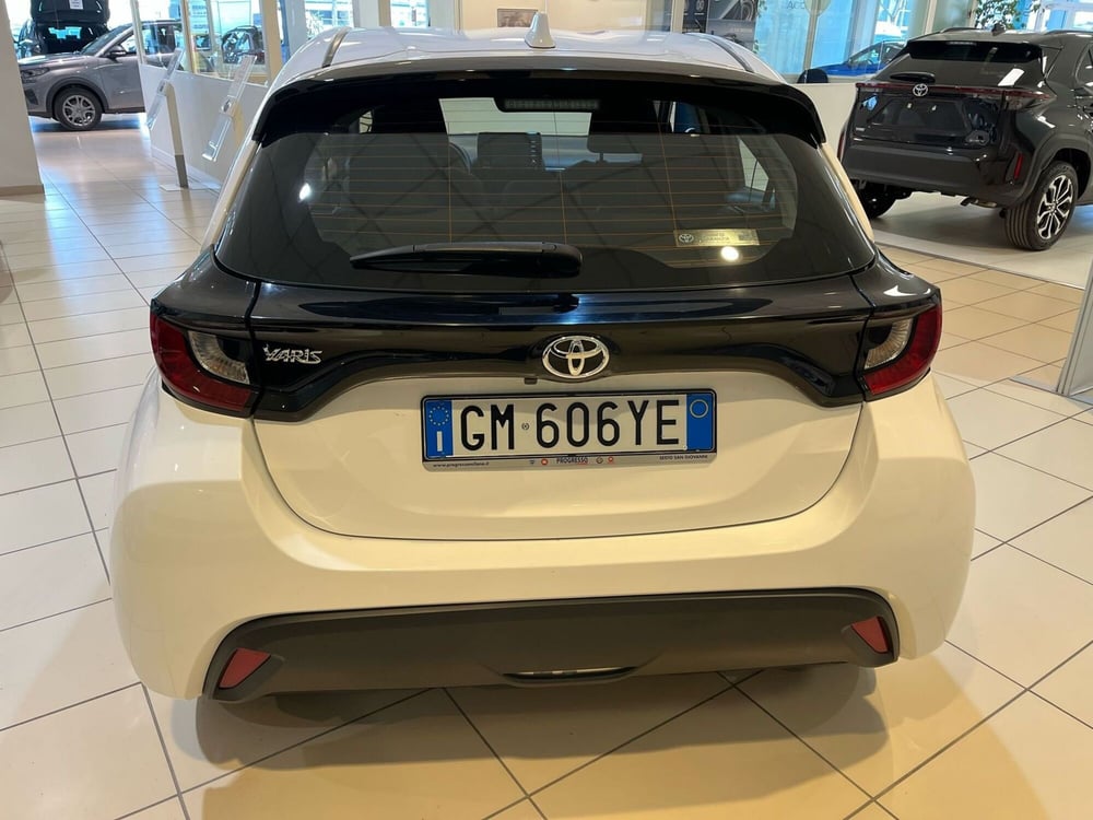 Toyota Yaris usata a Milano (6)
