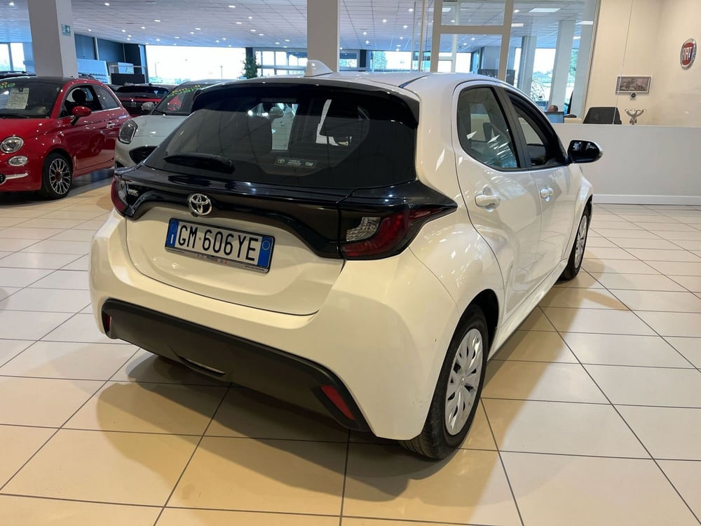 Toyota Yaris usata a Milano (8)