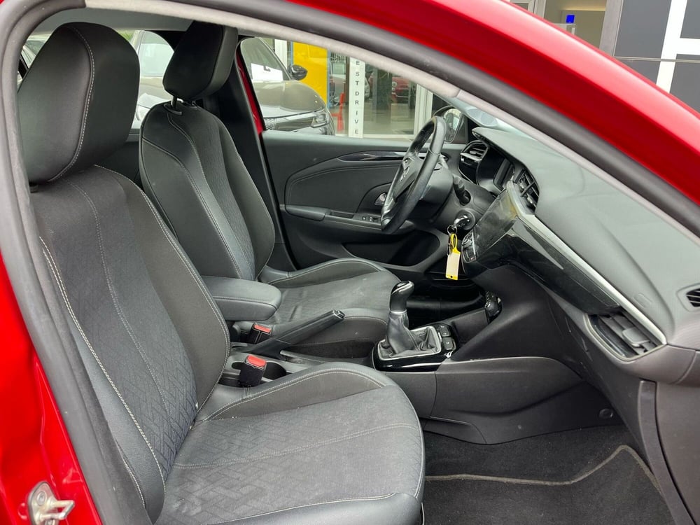 Opel Corsa usata a Milano (12)