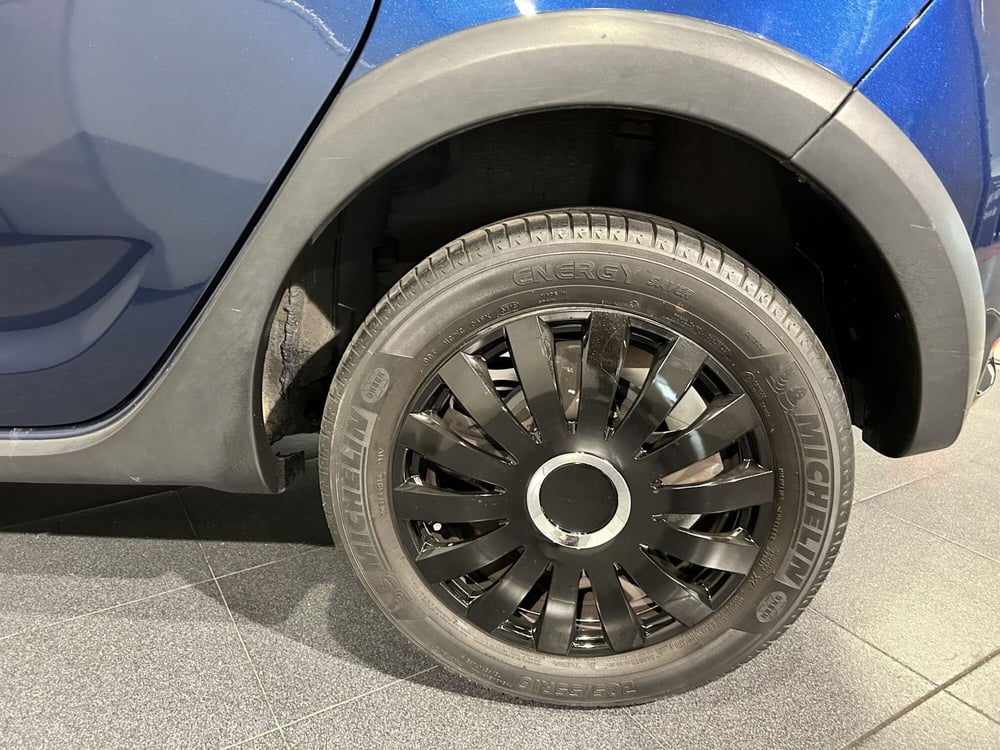 Dacia Sandero usata a Milano (7)