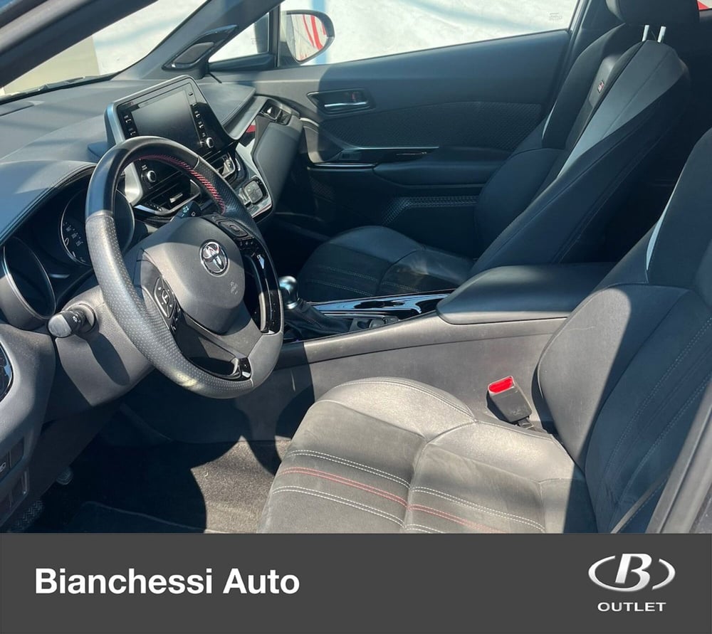 Toyota Toyota C-HR usata a Cremona (15)