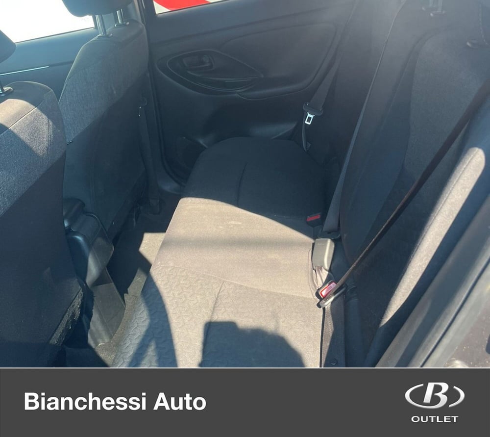Toyota Yaris Cross usata a Cremona (14)