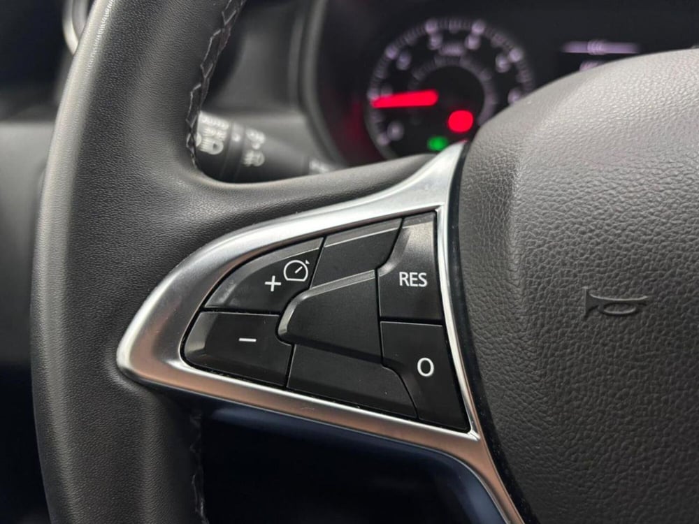 Dacia Duster usata a Como (11)