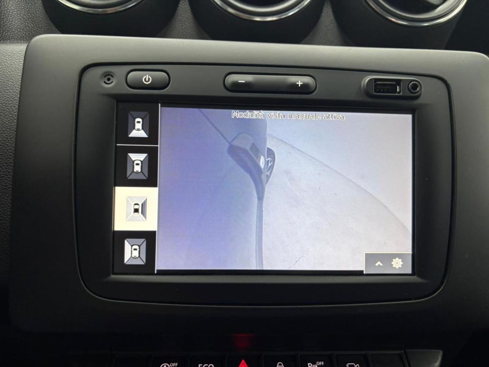 Dacia Duster usata a Como (17)