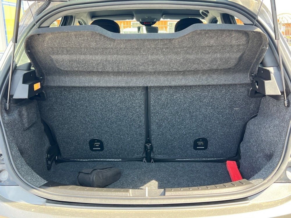 Lancia Ypsilon usata a Pescara (10)