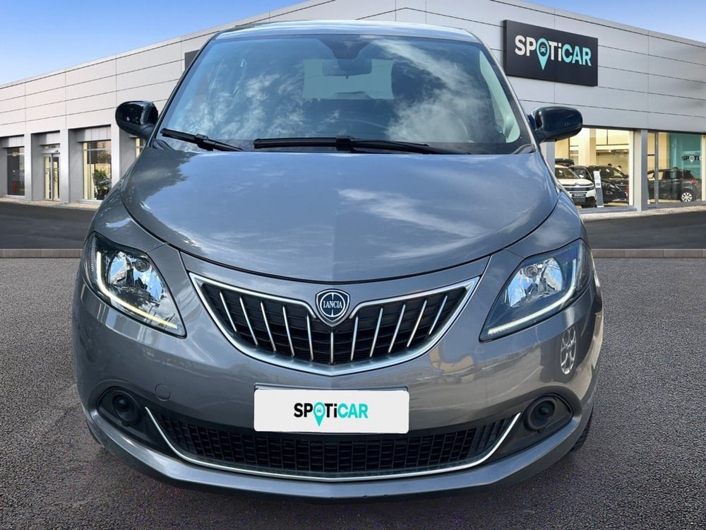 Lancia Ypsilon usata a Pescara (4)