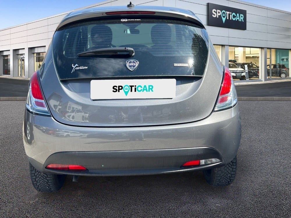 Lancia Ypsilon usata a Pescara (6)