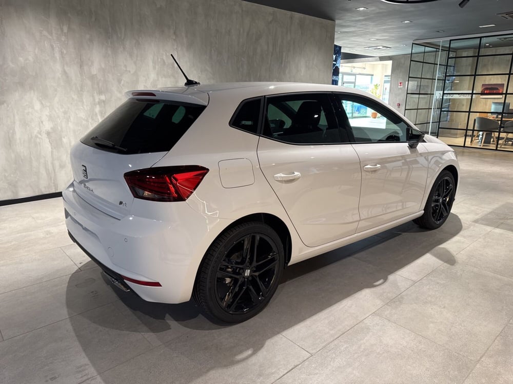 SEAT Ibiza nuova a Vercelli (5)