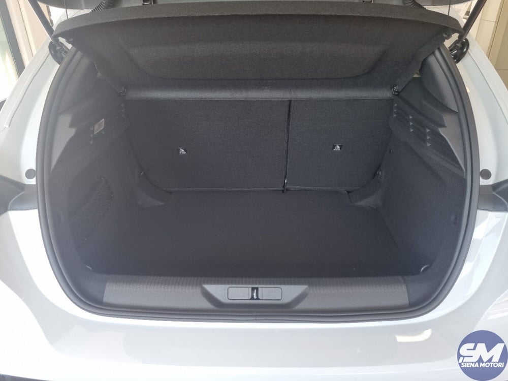 Peugeot 308 nuova a Siena (9)