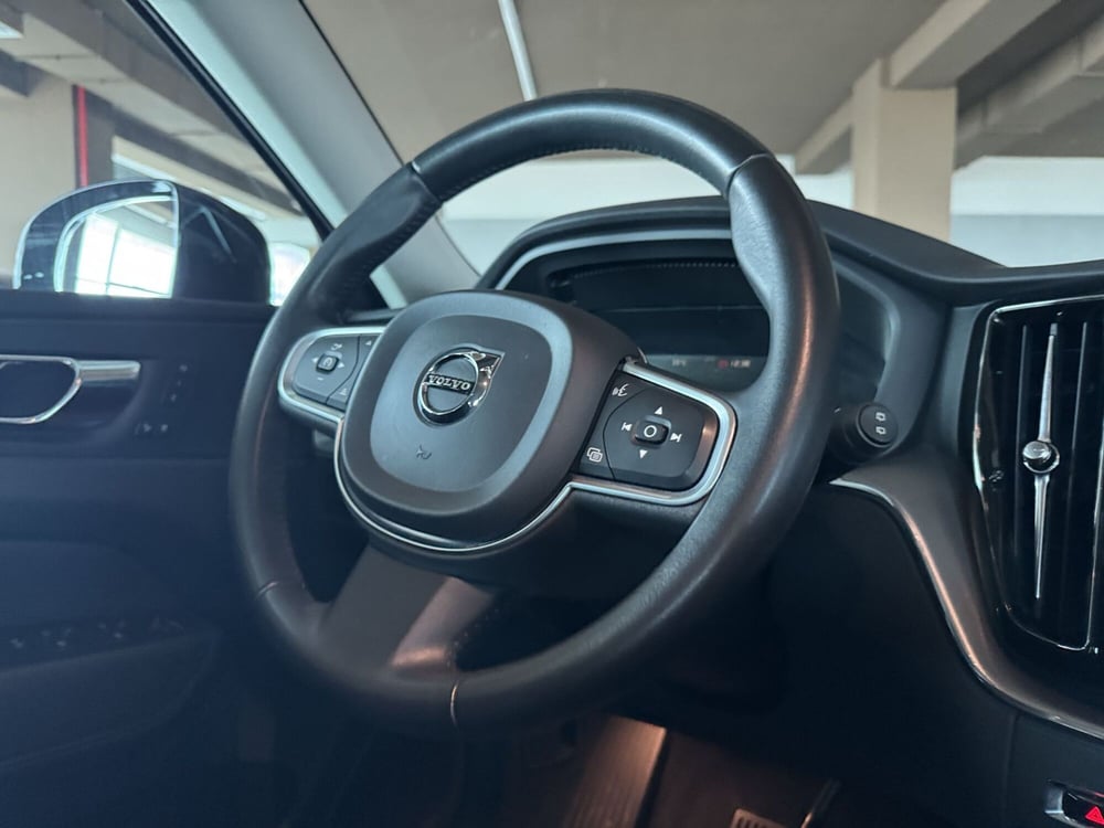 Volvo XC60 usata a Messina (14)