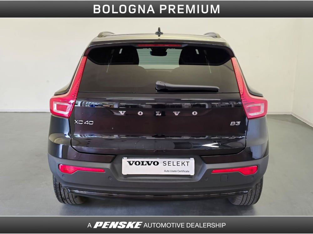 Volvo XC40 usata a Bologna (7)