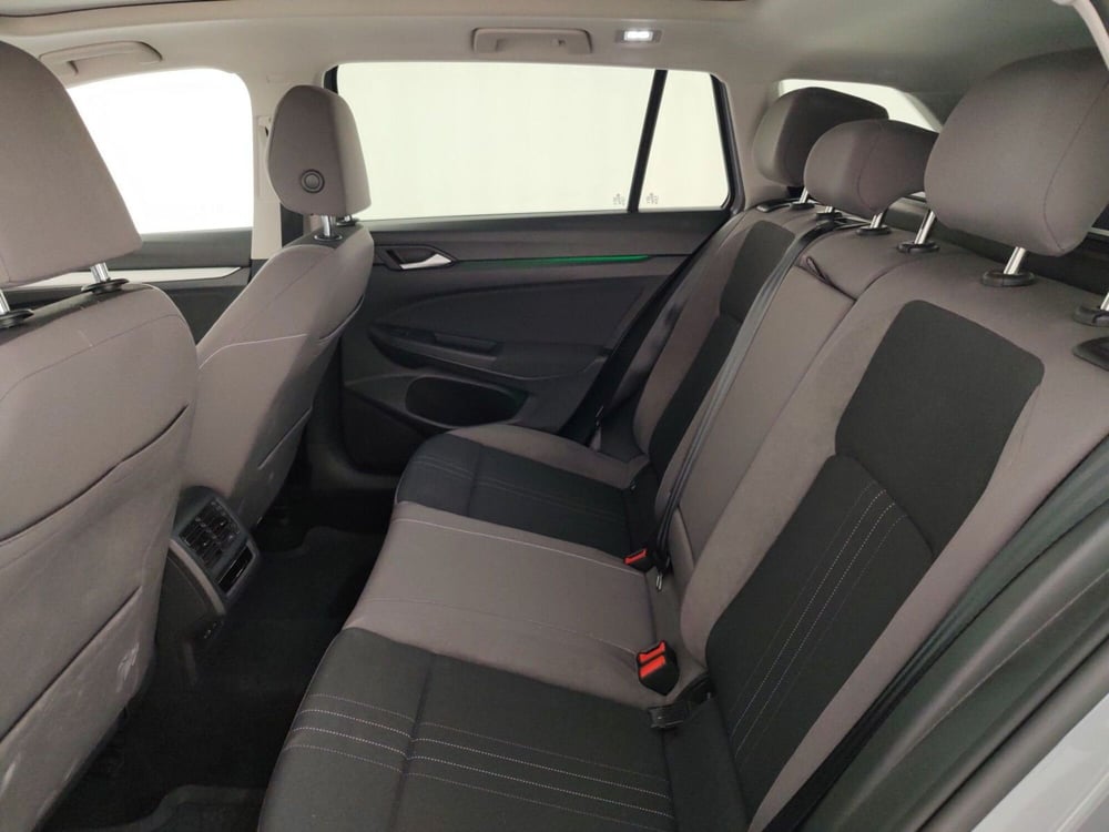 Volkswagen Golf Variant usata a Massa-Carrara (10)
