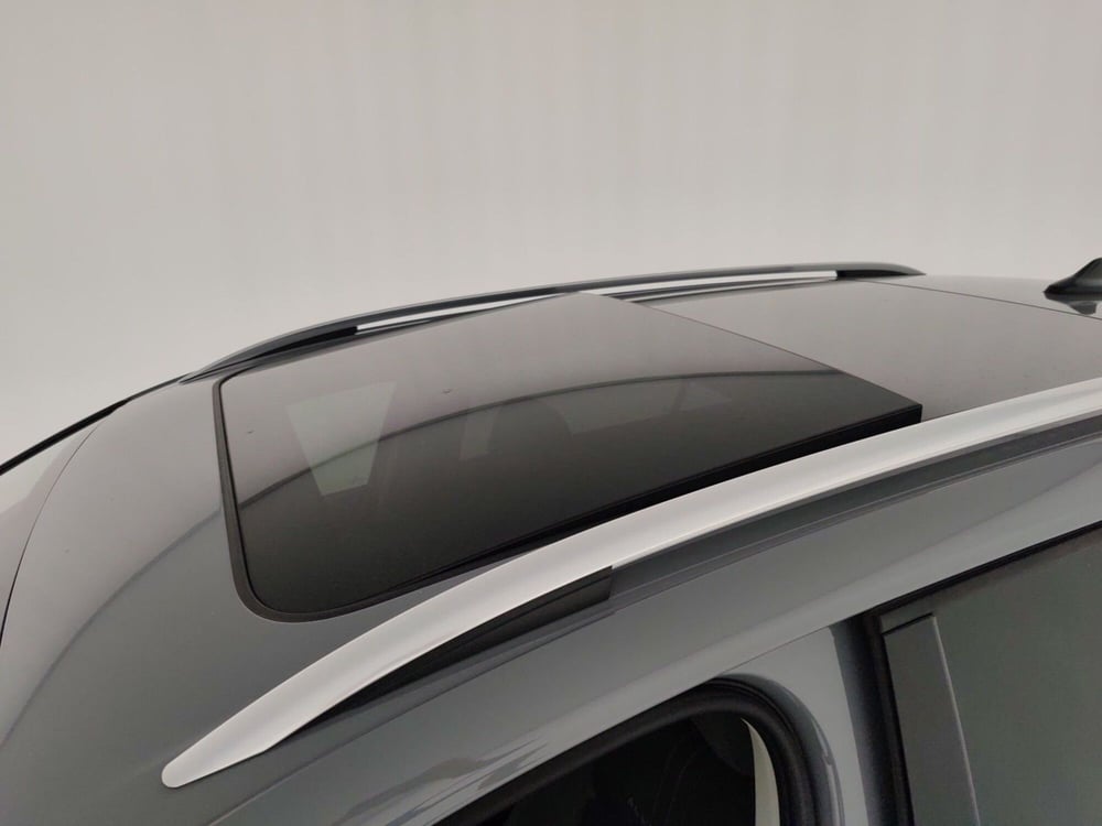 Volkswagen Golf Variant usata a Massa-Carrara (16)