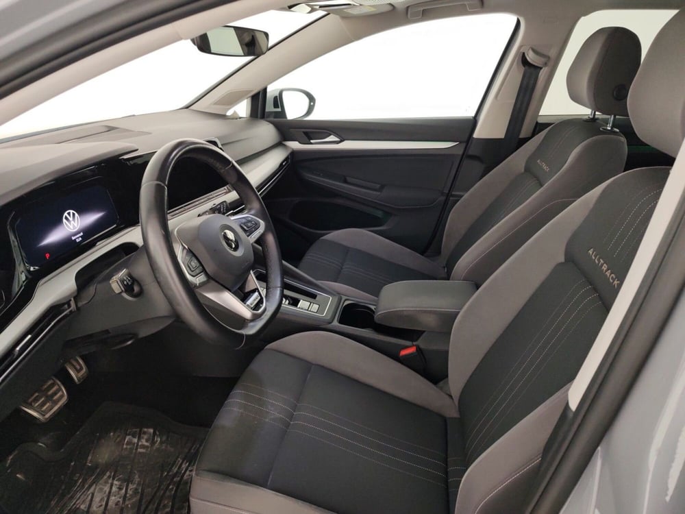 Volkswagen Golf Variant usata a Massa-Carrara (7)