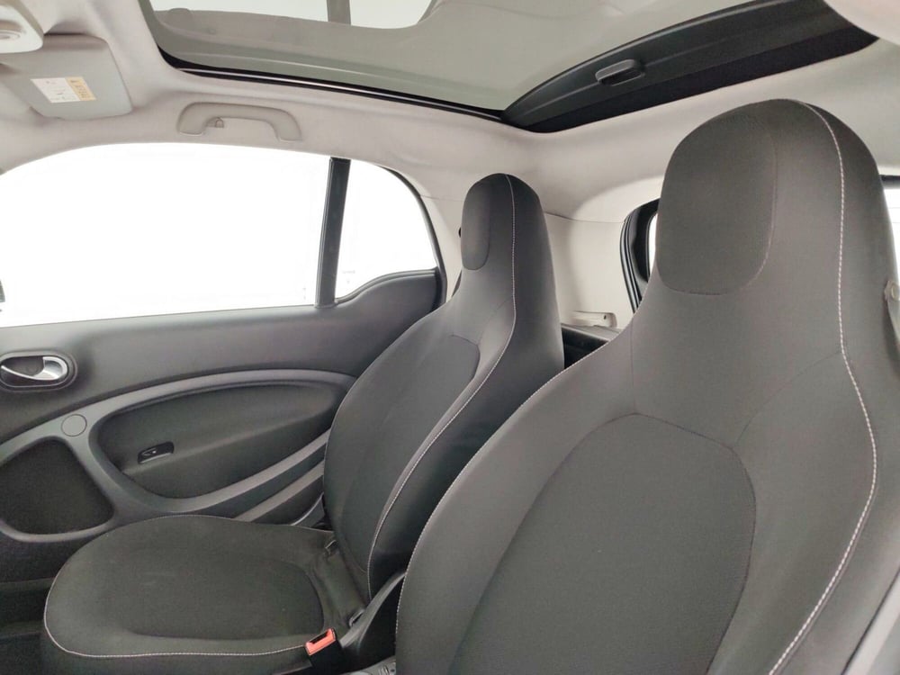 smart Fortwo usata a Massa-Carrara (10)