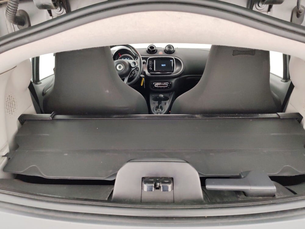 smart Fortwo usata a Massa-Carrara (12)