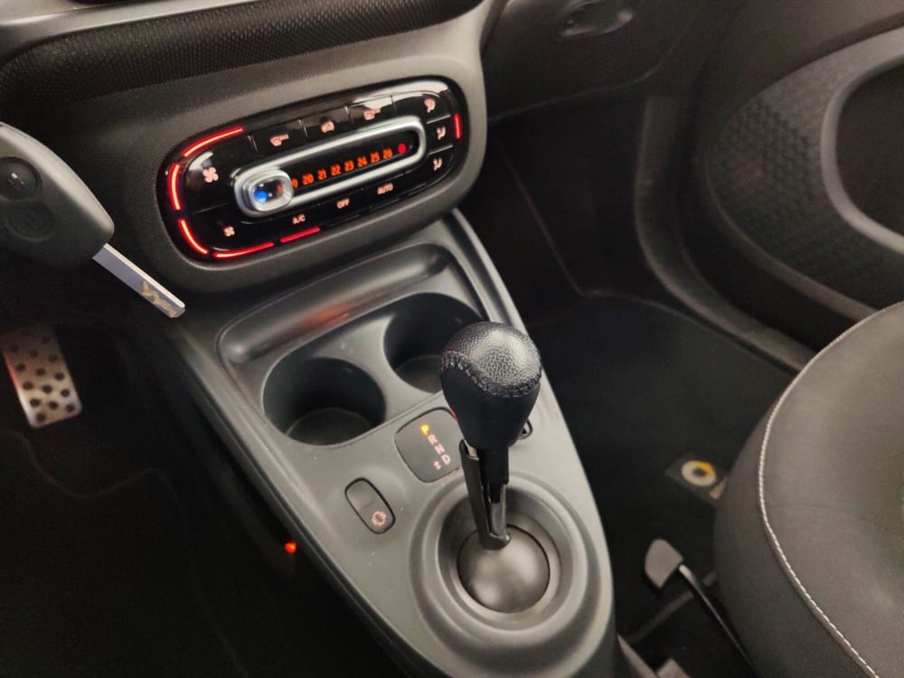 smart Fortwo usata a Massa-Carrara (13)