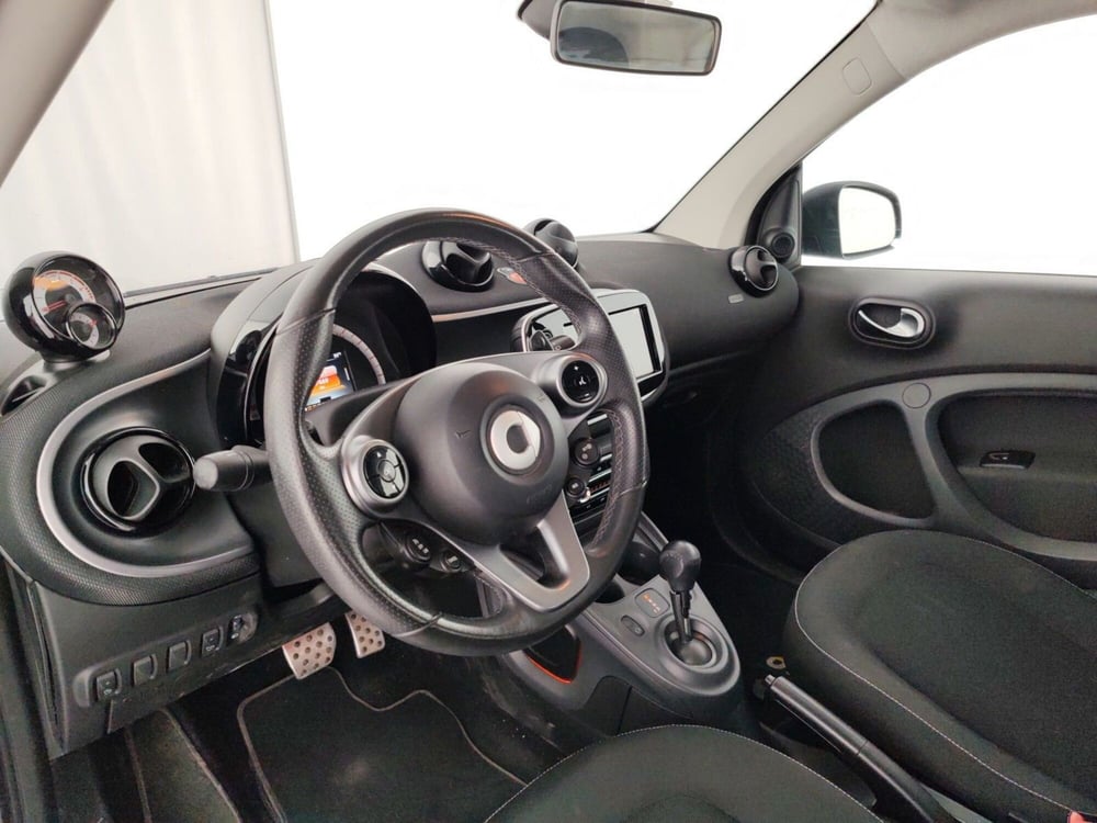 smart Fortwo usata a Massa-Carrara (9)