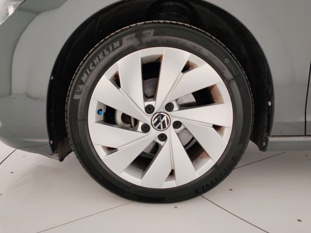Volkswagen Golf usata a Massa-Carrara (6)