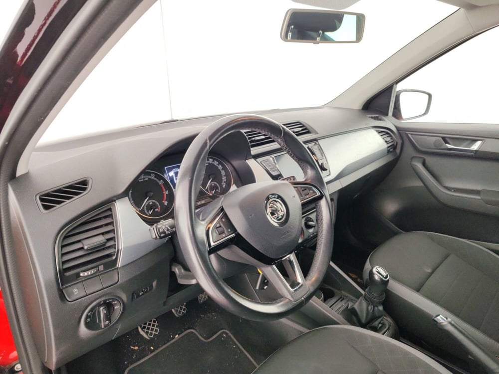 Skoda Fabia usata a Massa-Carrara (8)
