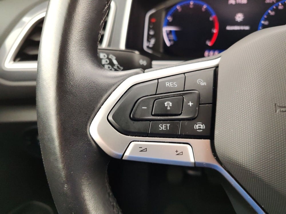 Volkswagen T-Roc usata a Massa-Carrara (14)