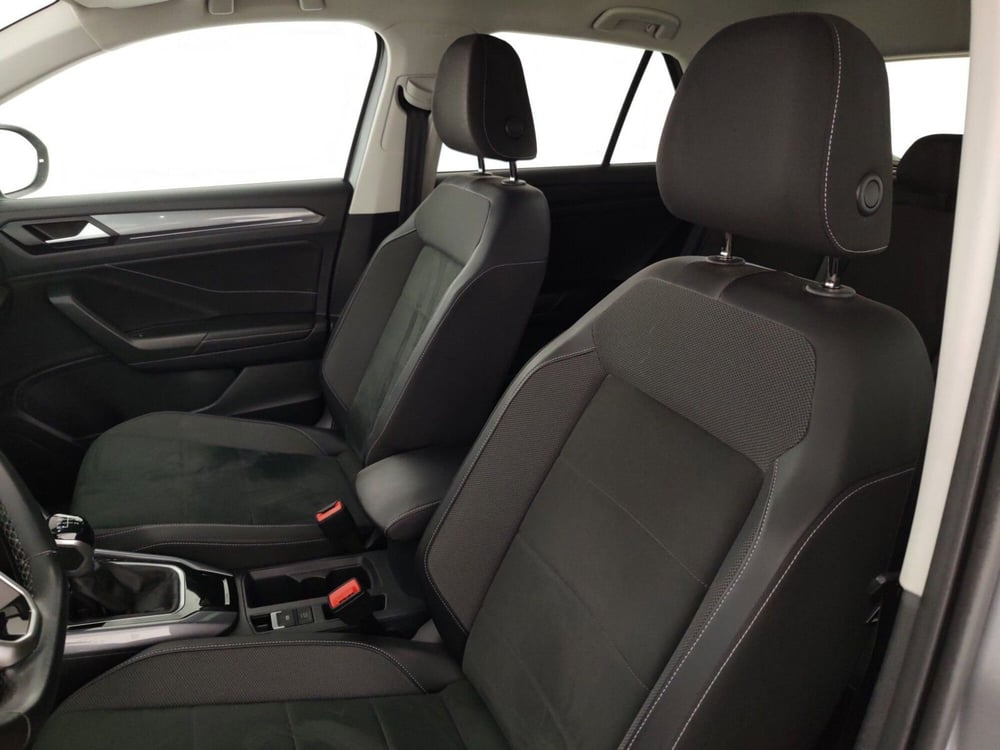 Volkswagen T-Roc usata a Massa-Carrara (9)