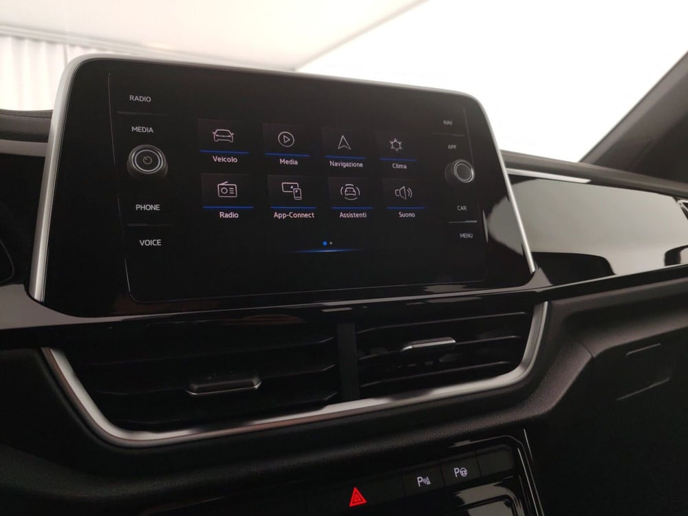 Volkswagen T-Roc usata a Massa-Carrara (11)