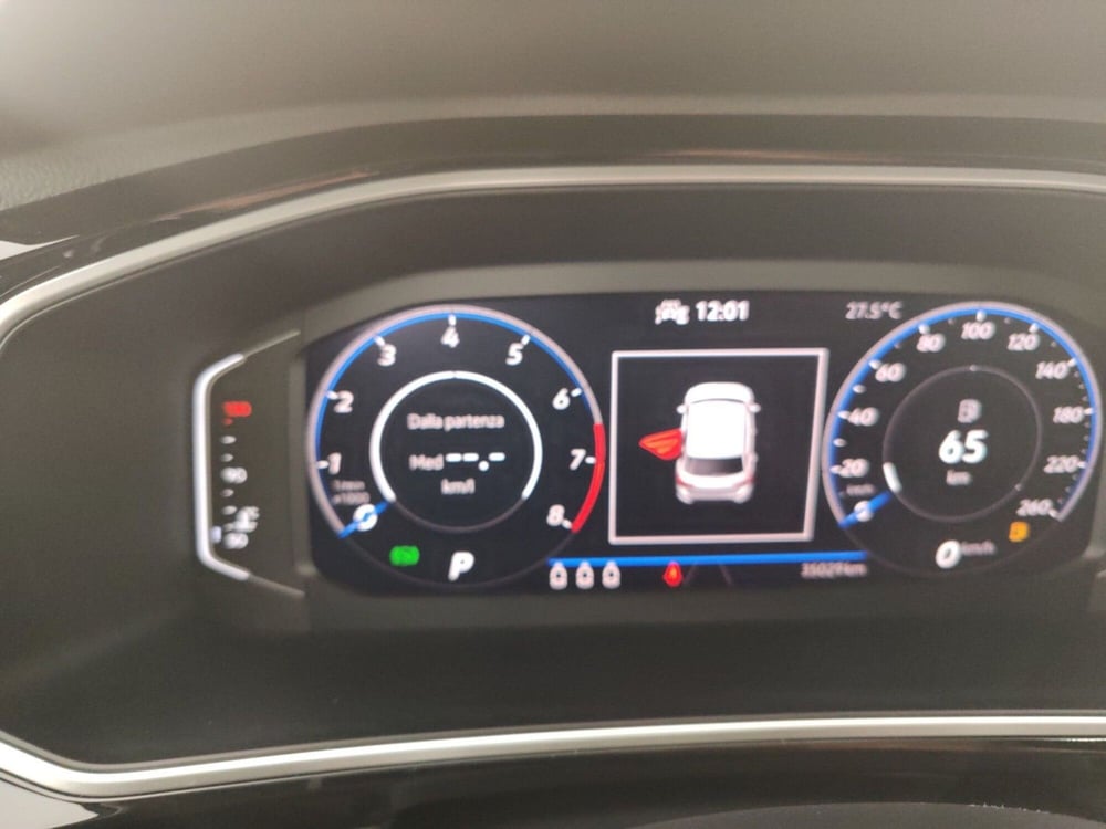 Volkswagen T-Roc usata a Massa-Carrara (13)