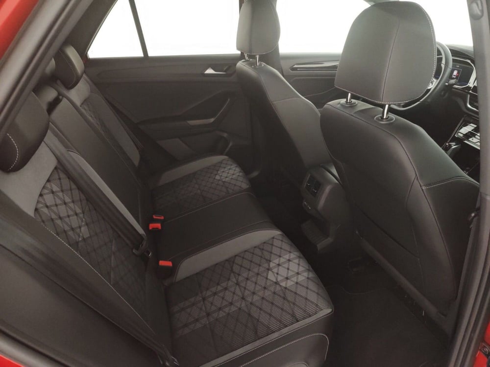 Volkswagen T-Roc usata a Massa-Carrara (7)