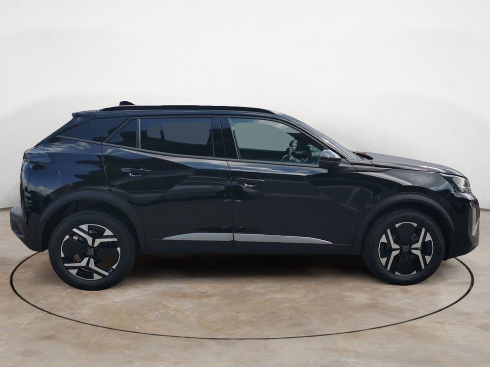 Peugeot 2008 nuova a Taranto (7)