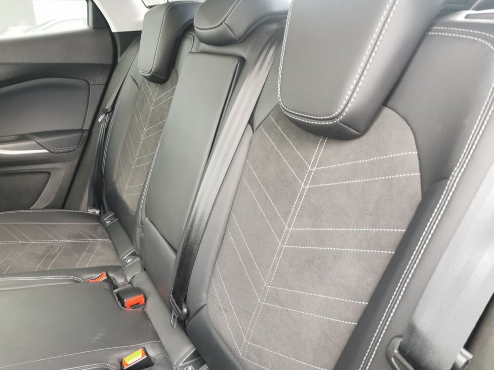 Opel Grandland usata a Taranto (11)
