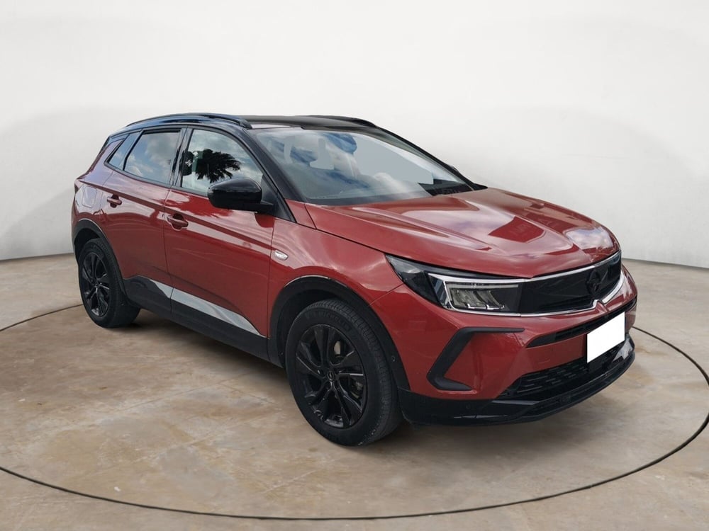 Opel Grandland usata a Taranto (4)
