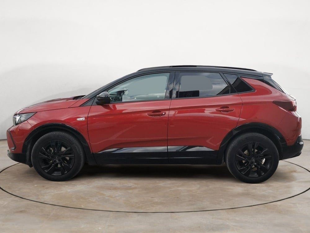 Opel Grandland usata a Taranto (8)
