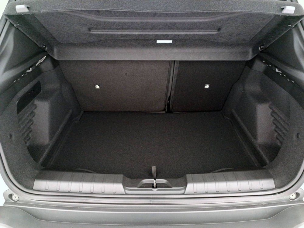 Jeep Avenger nuova a Treviso (16)
