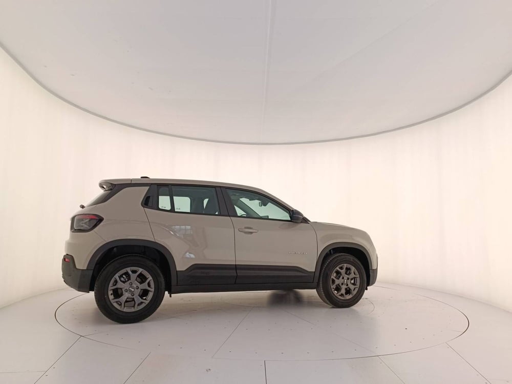 Jeep Avenger nuova a Treviso (7)