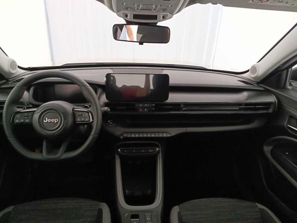 Jeep Avenger nuova a Treviso (8)